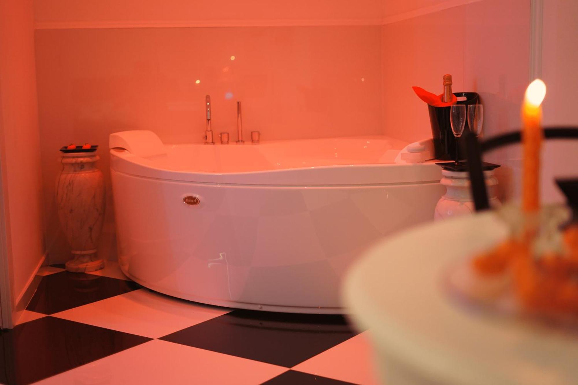Alchimia Spa & Centro Benessere เมซานเย ภายนอก รูปภาพ