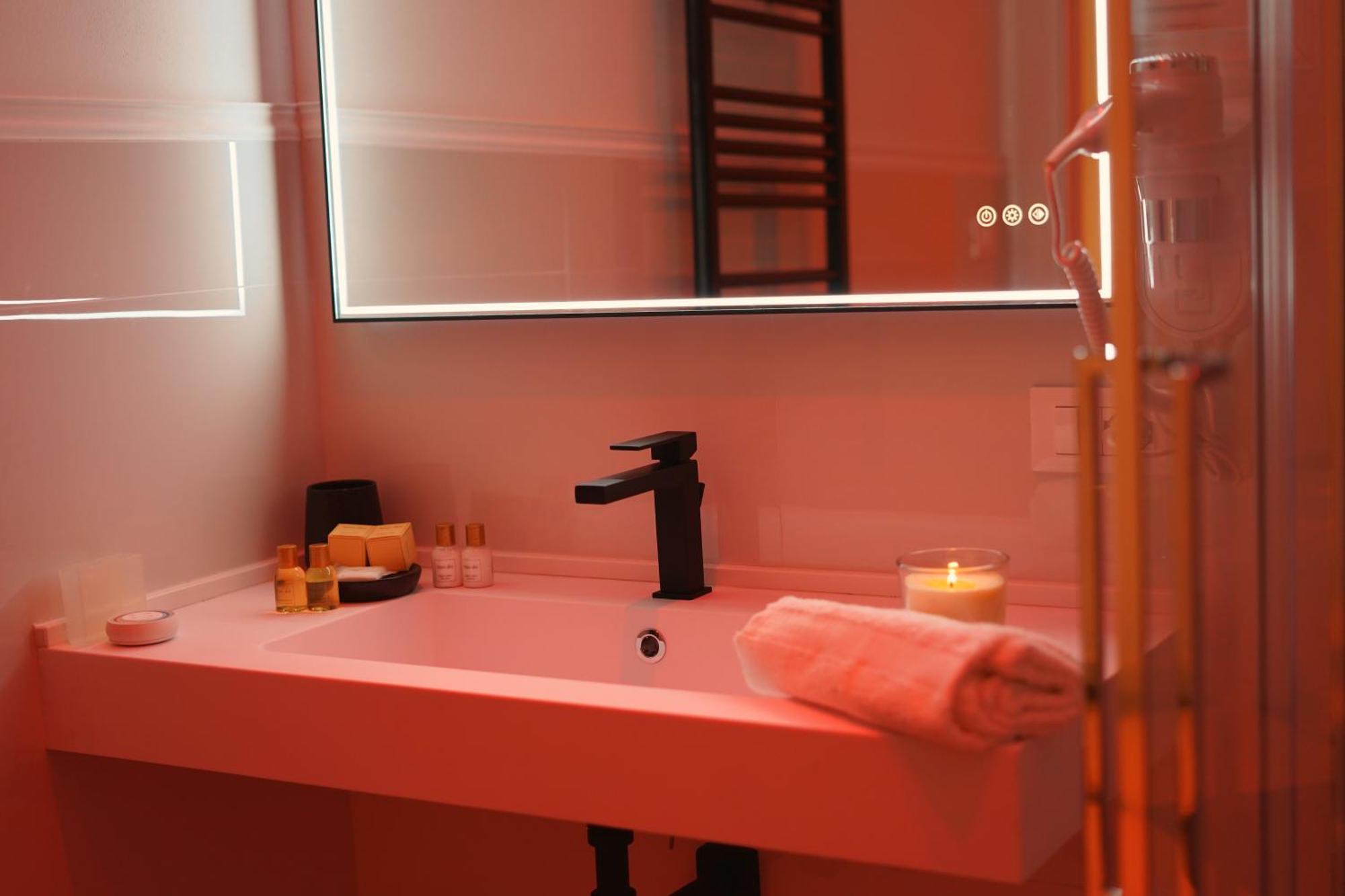 Alchimia Spa & Centro Benessere เมซานเย ภายนอก รูปภาพ